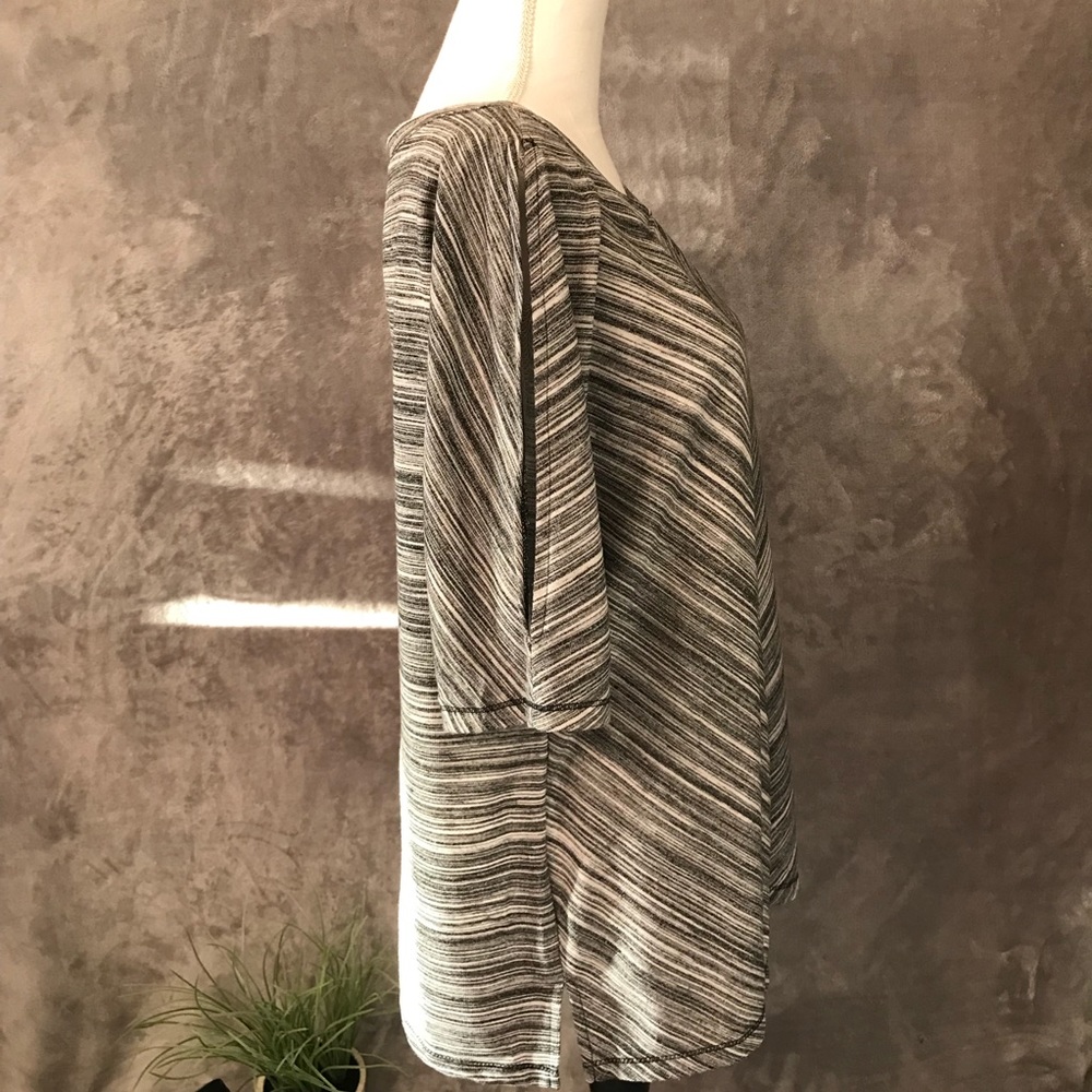 Ruby Rd. “Cold-Shoulder” Top - Picture 2 of 6